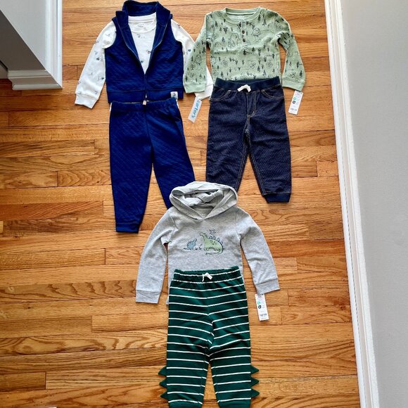 NWT Bundle of 3 Carter's Outfits Size 24 Month - Picture 1 of 13